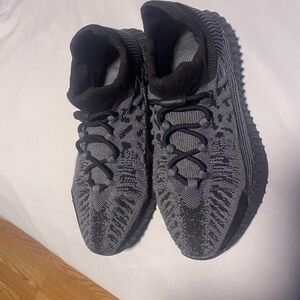Yeezy 350 V2 CMPCT  sneakers size 8 SLONYX Authentic runs big Adidas